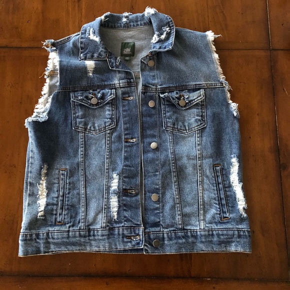 NWT Wild Fable size M Jean vest - Picture 1 of 8
